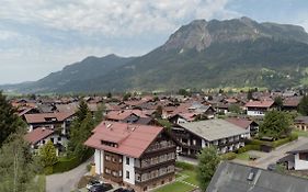 Goldbrunn